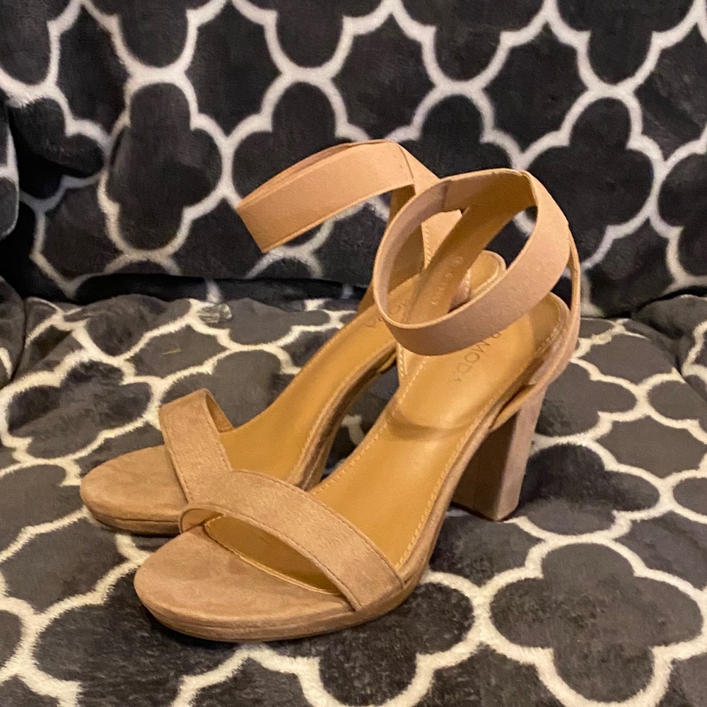 Nude heels